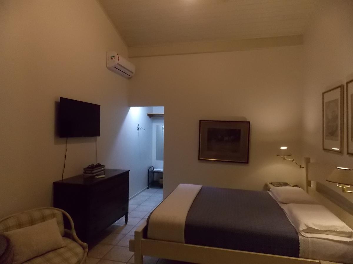 Pousada Amoedo Hotel Petrópolis Екстериор снимка